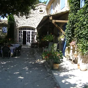 L'oustau De Mistral Guest house Eyragues